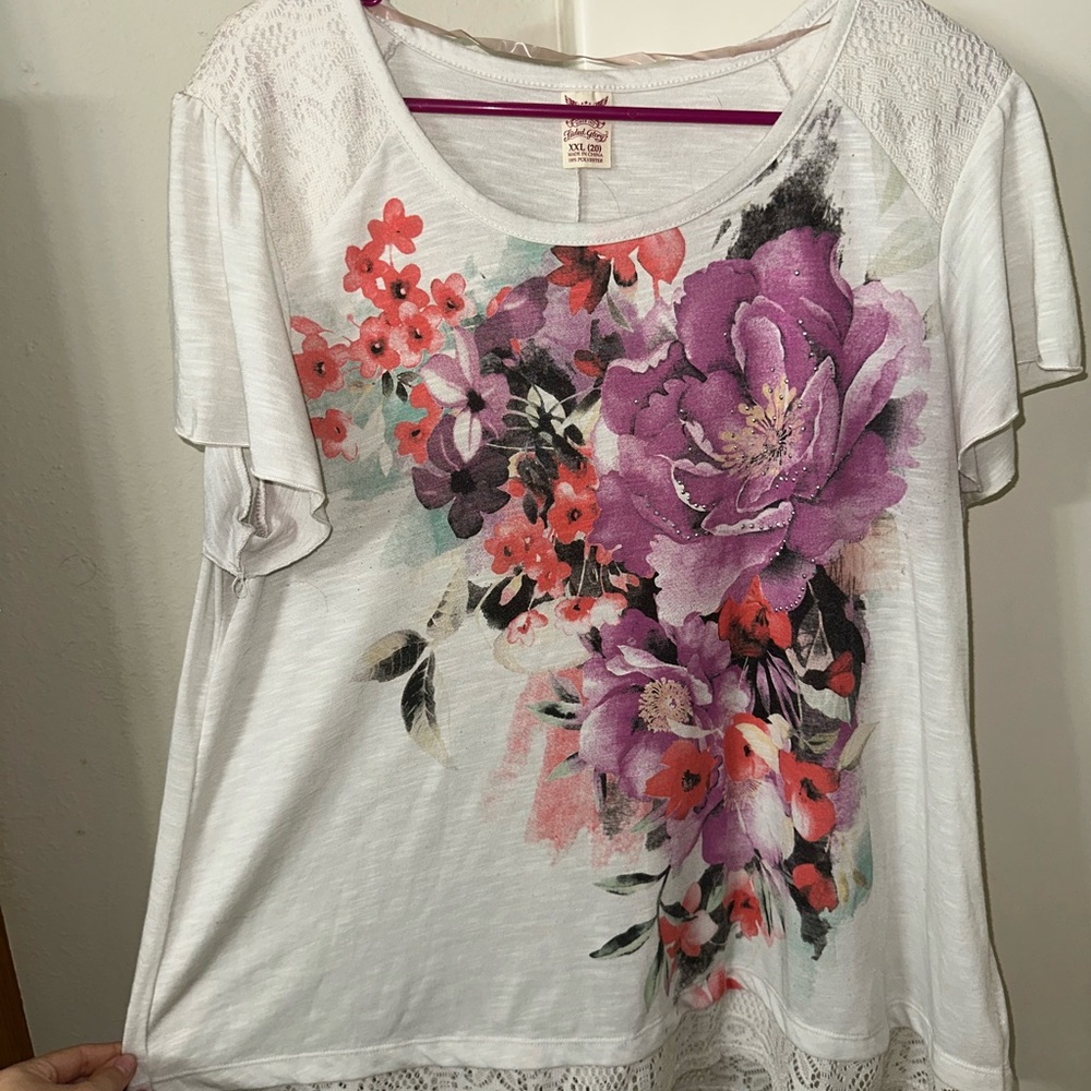 Faded Glory White and Purple Graphic Short Sleeve Tee